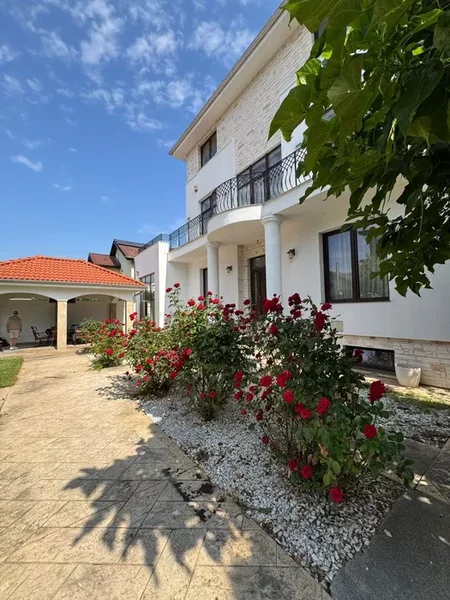 Dudu Chiajna, vanzare vila de lux